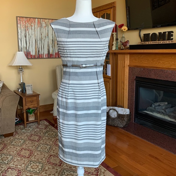 Calvin Klein Dresses & Skirts - NWT! Calvin Klein Sleeveless Belted Dress Sz 4